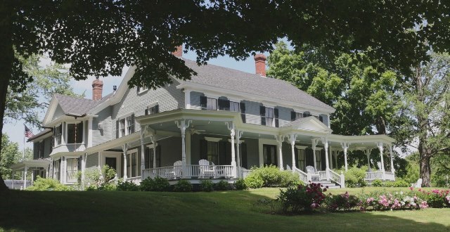 Highland House / Thompson Inn, Durham, NH 